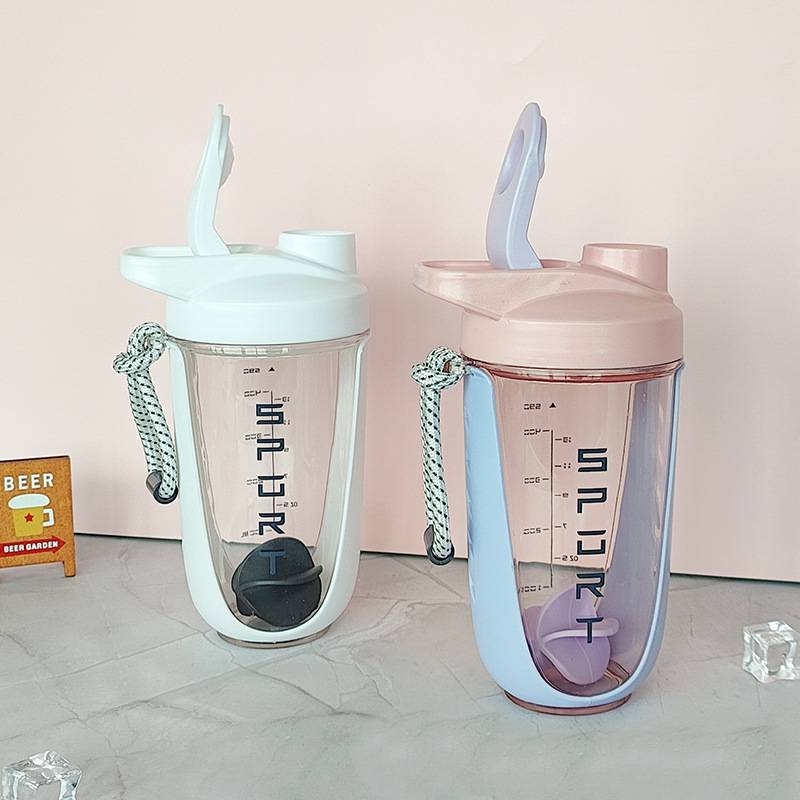 Custom Shaker Bottles Malaysia – leak-proof lid design for protein shakes
