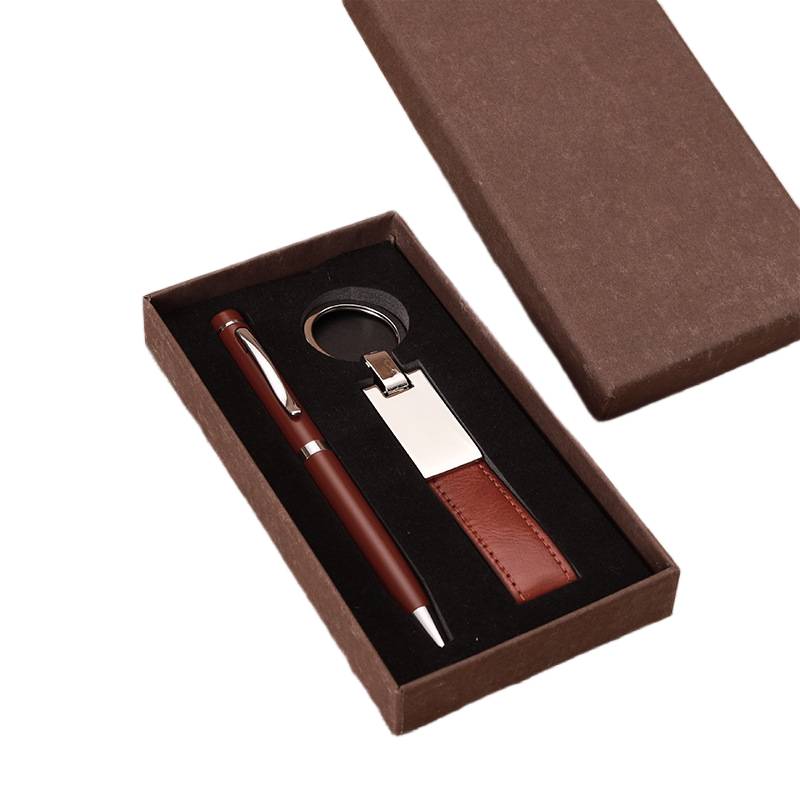 custom pen and keychain set for promotional campaigns