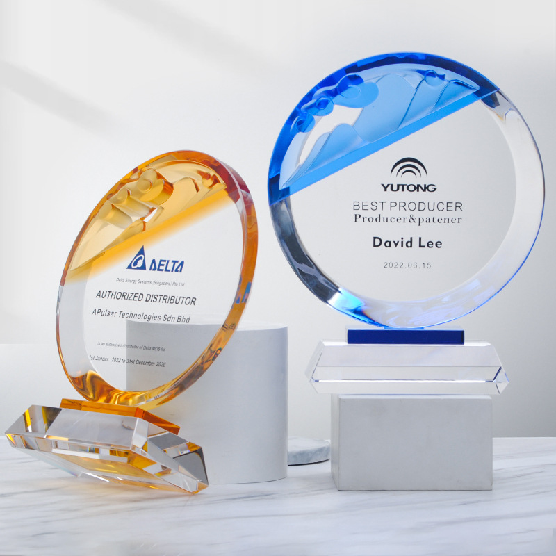 Custom Made Trophy Malaysia – acrylic award with personalized engraving