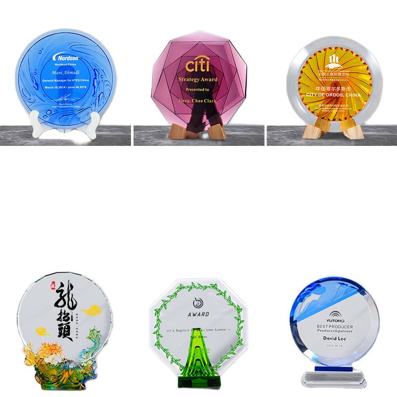 Custom Made Trophy Malaysia – engraved glass trophy with base
