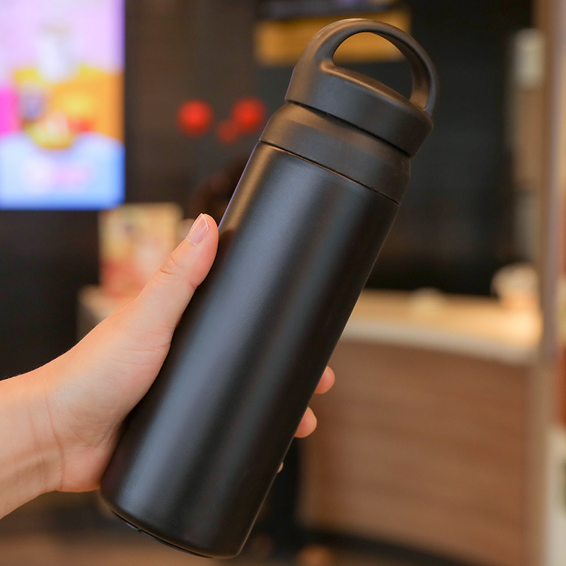 Thermos bottle prepared for event giveaways with custom print