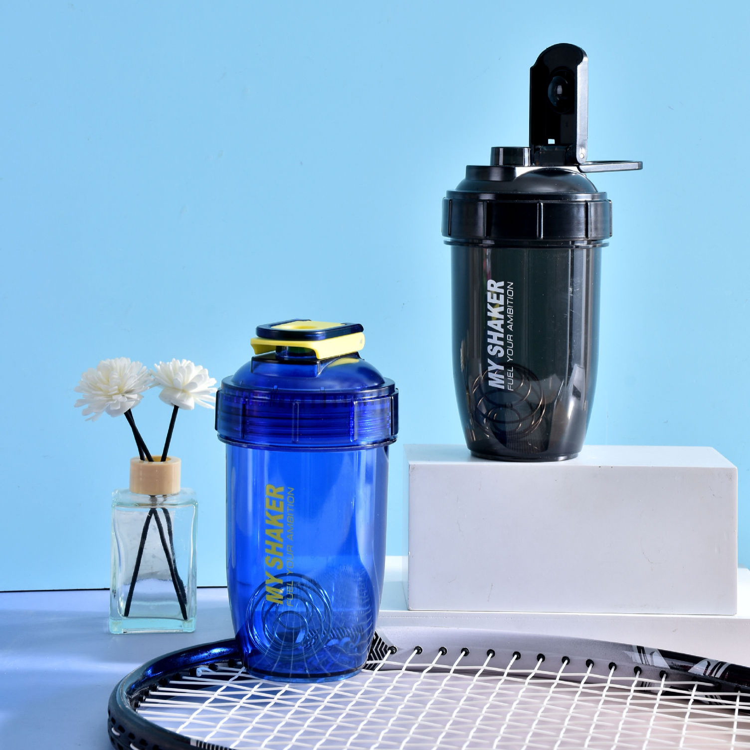 Wholesale shaker bottle with custom branding for events