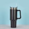 Customisable thermal mug with matte or glossy finish