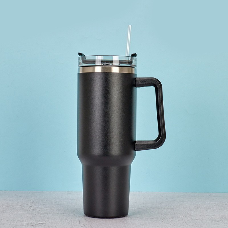 Customisable thermal mug with matte or glossy finish
