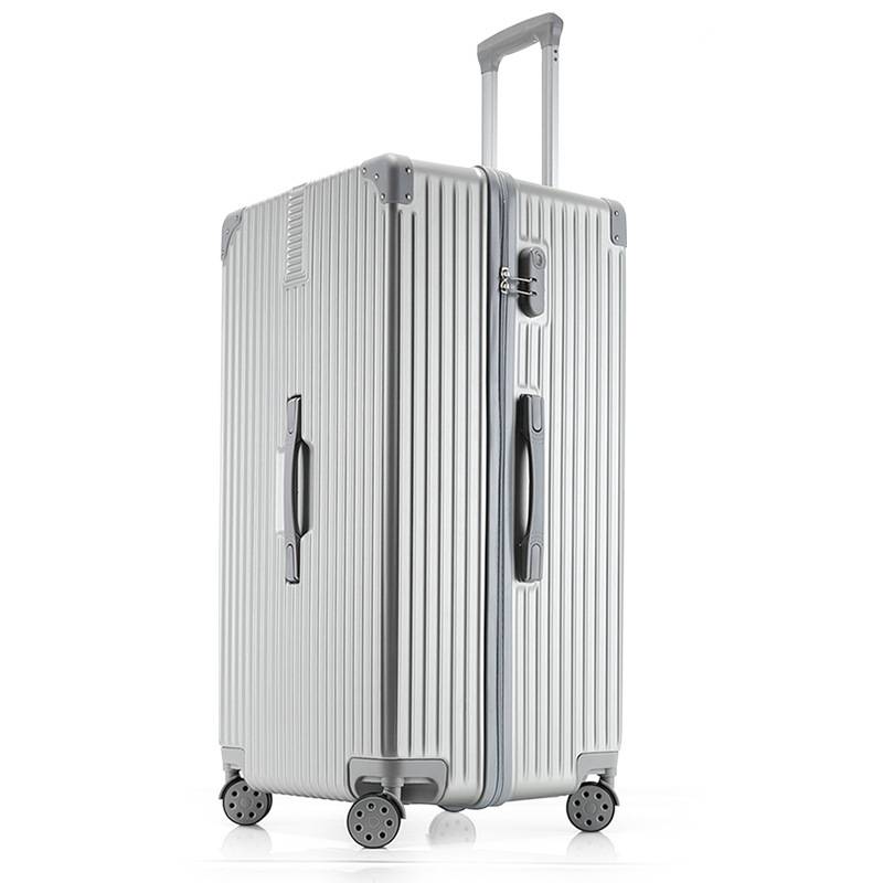 Medium size luggage suitcase for leisure travel