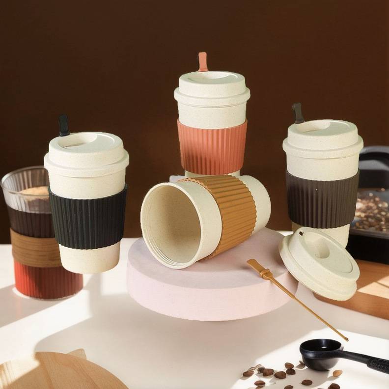 Portable reusable wheat straw cup for hot and cold drinks