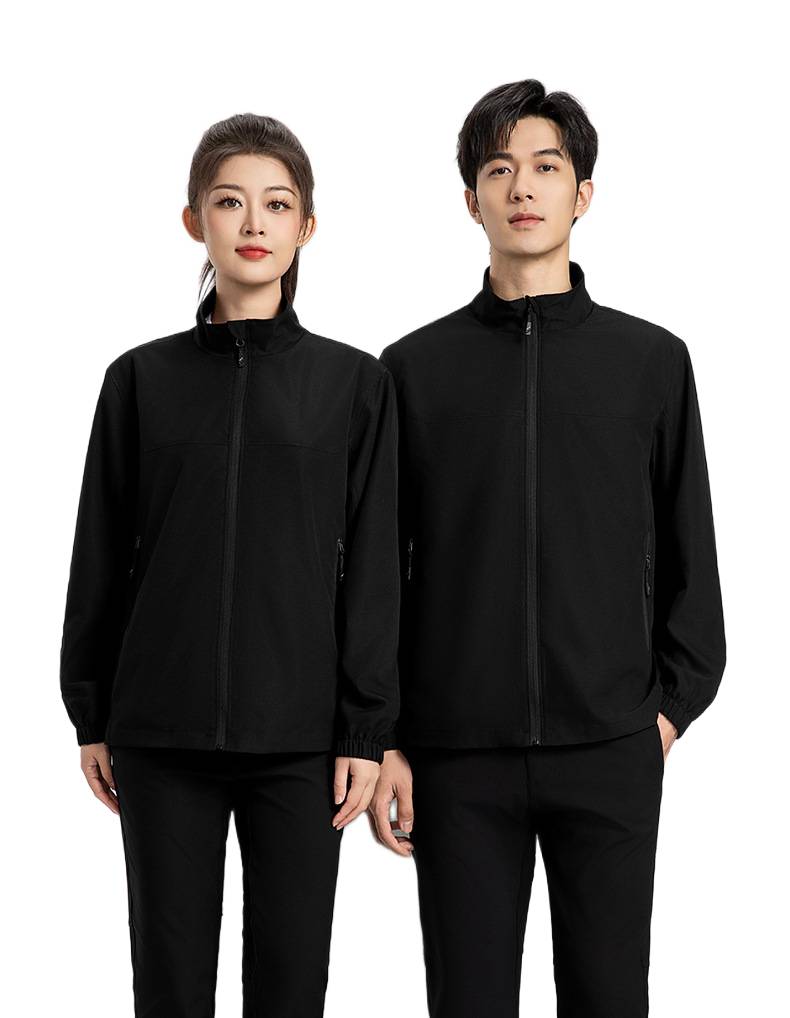 Lightweight and breathable embroidered jacket