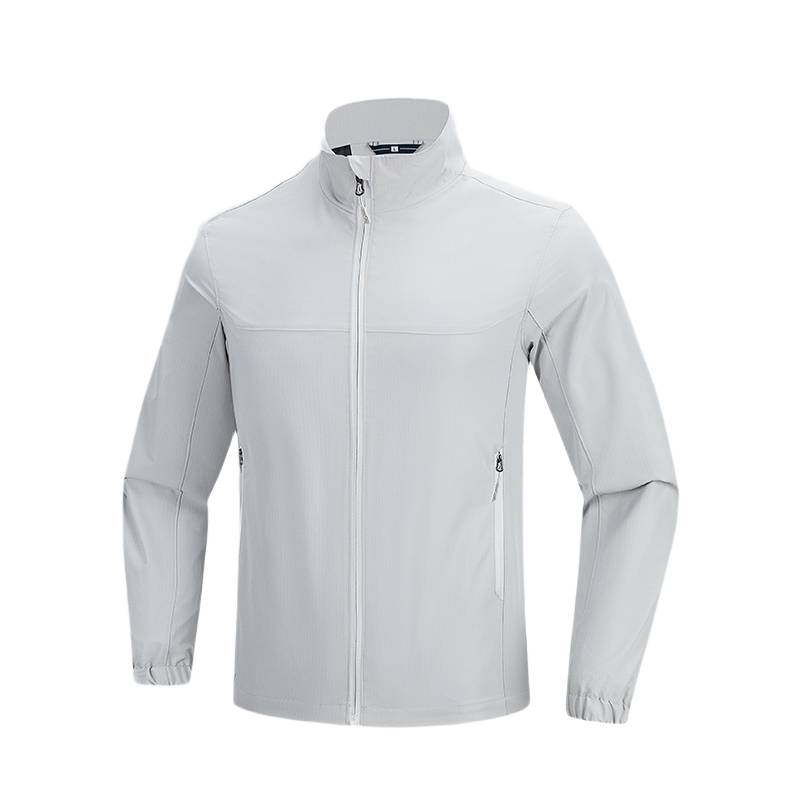 Jacket with functional zipper pockets