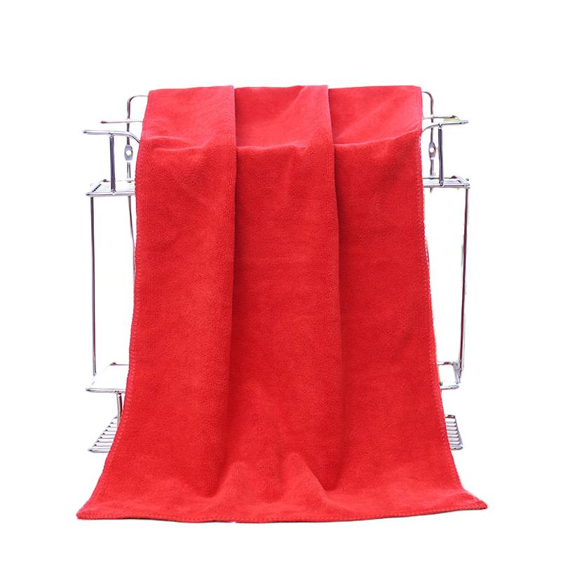 Vibrant coloured microfibre towel