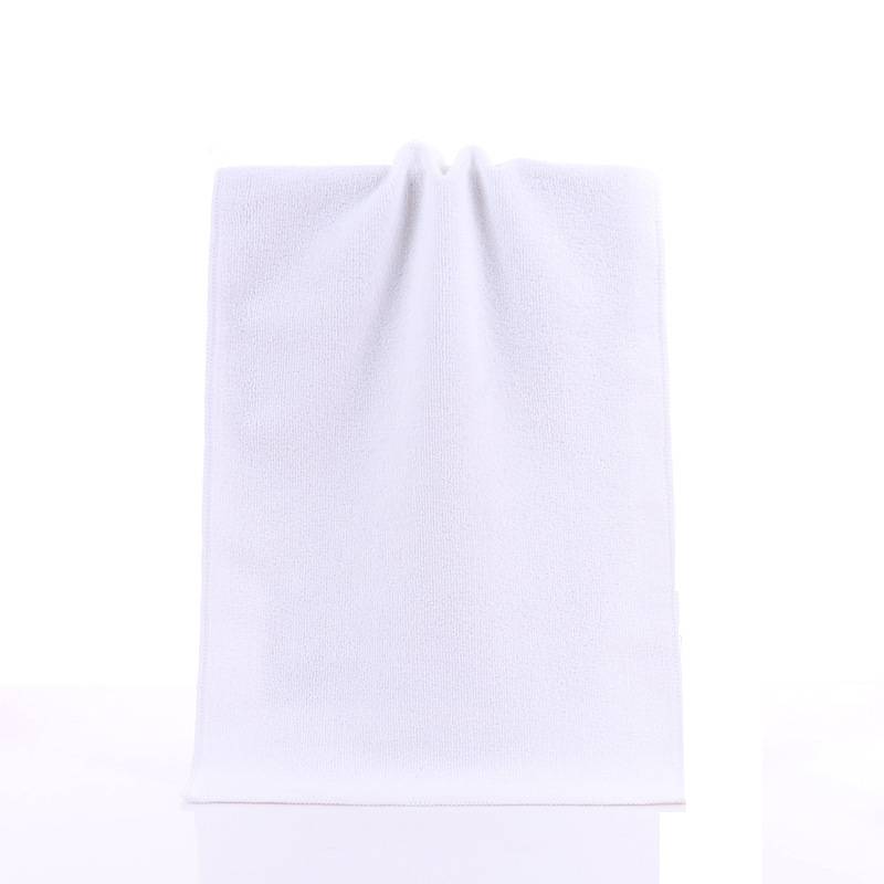 Customisable towels for corporate gifts