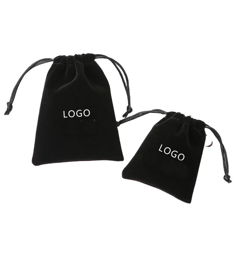 Flannel drawstring pouch