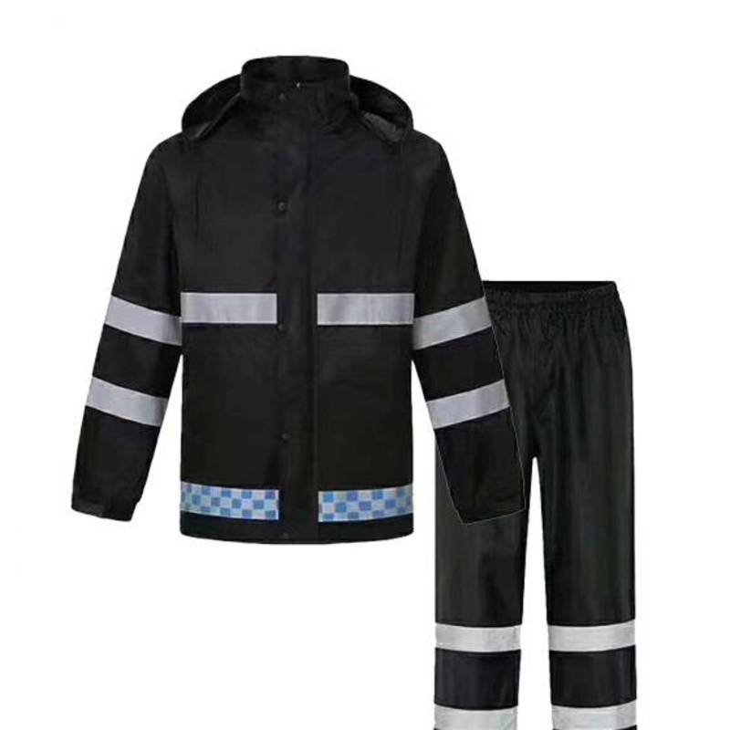 reflective raincoat for rainy weather use