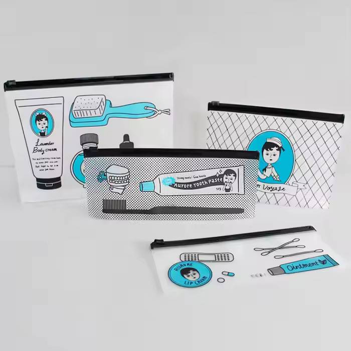 pvc transparent long zipper pouch for everyday use