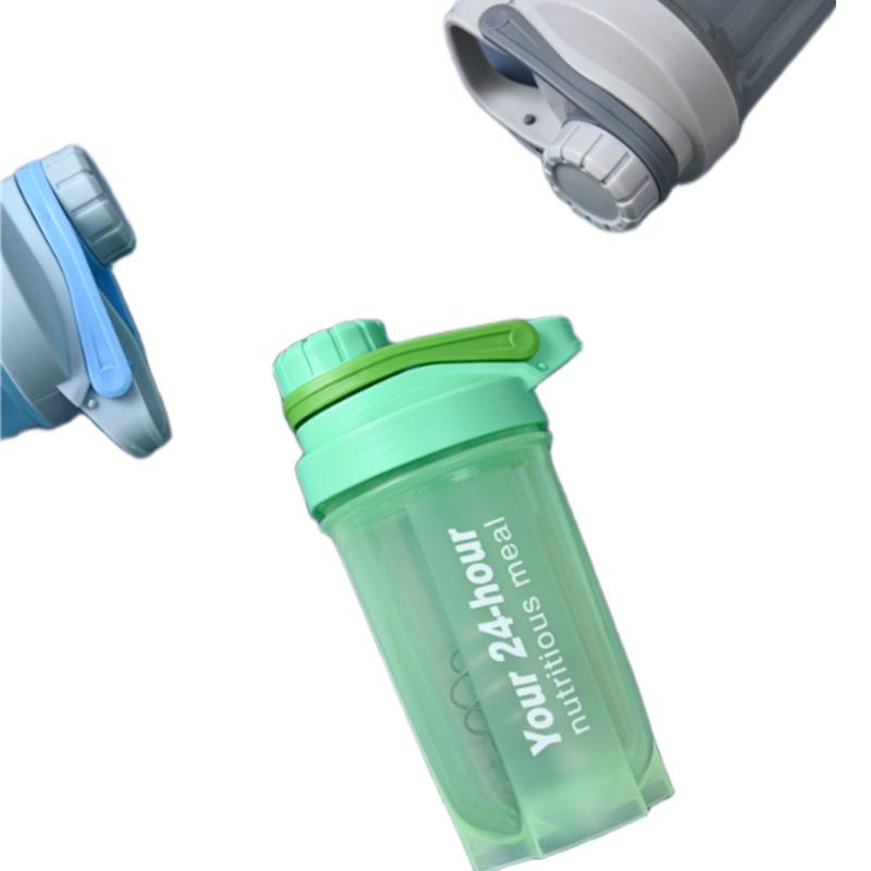 leak proof shaker bottle with metal mixer ball