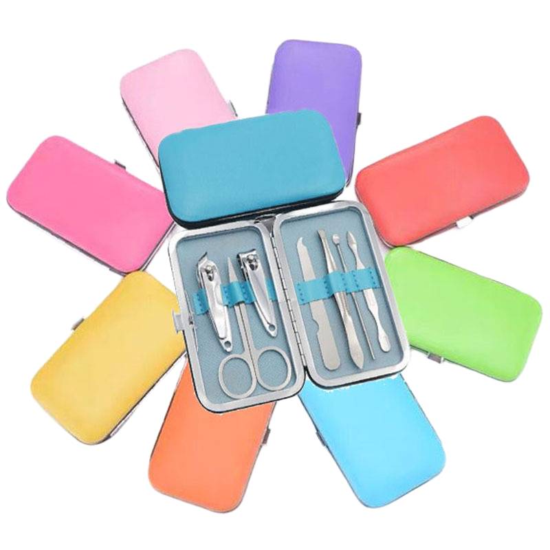 manicure set in hard case for travel and corporate gifts