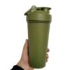 ergonomic shaker bottle design for comfortable grip
