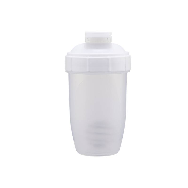 plastic shaker bottle for gym and fitness routines