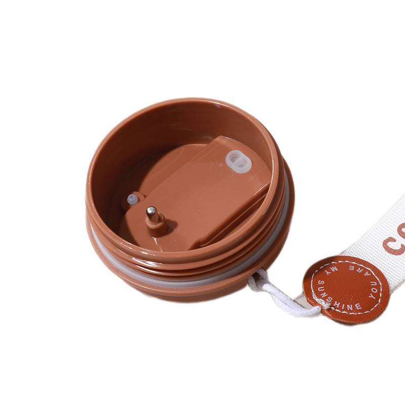 thermos mug lid underside structure