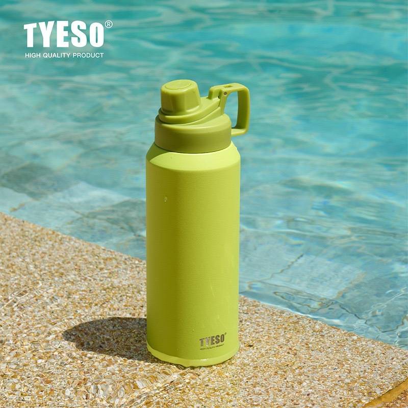 reusable insulated bottle for eco friendly use