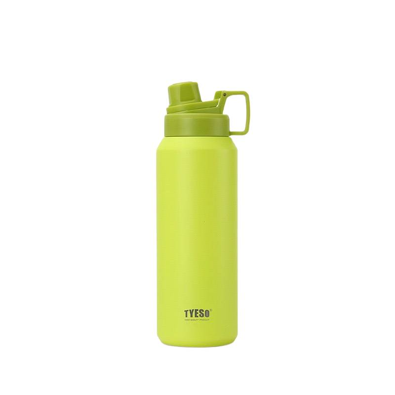 reusable vacuum bottle for hydration