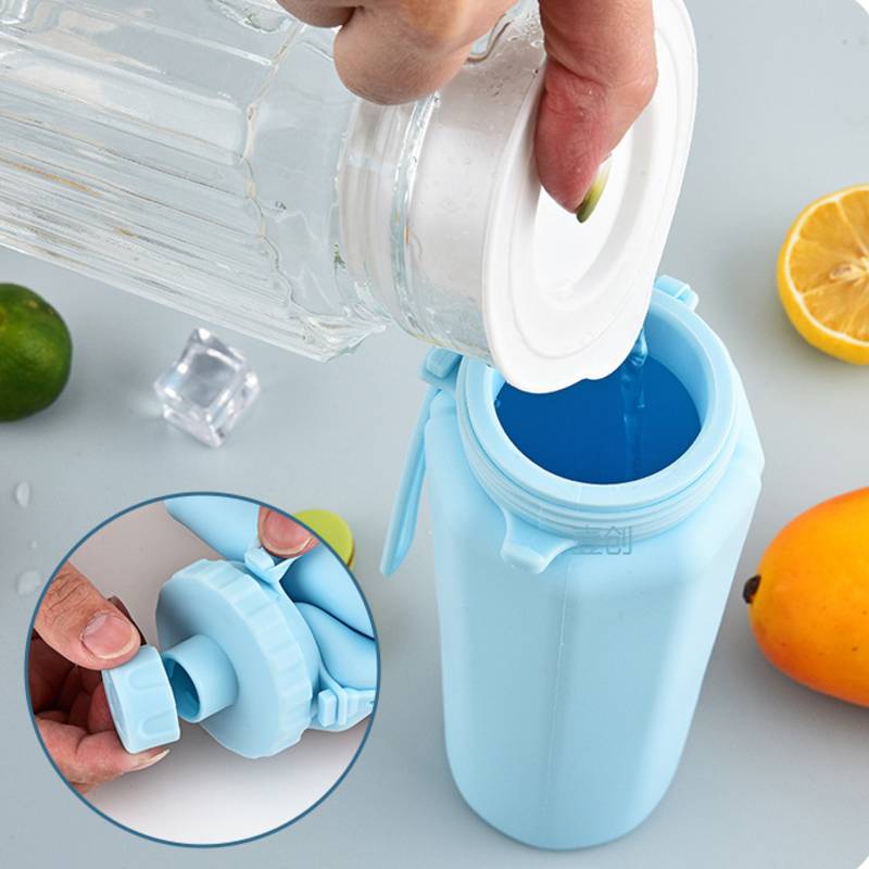 lightweight foldable water bottle for commuting
