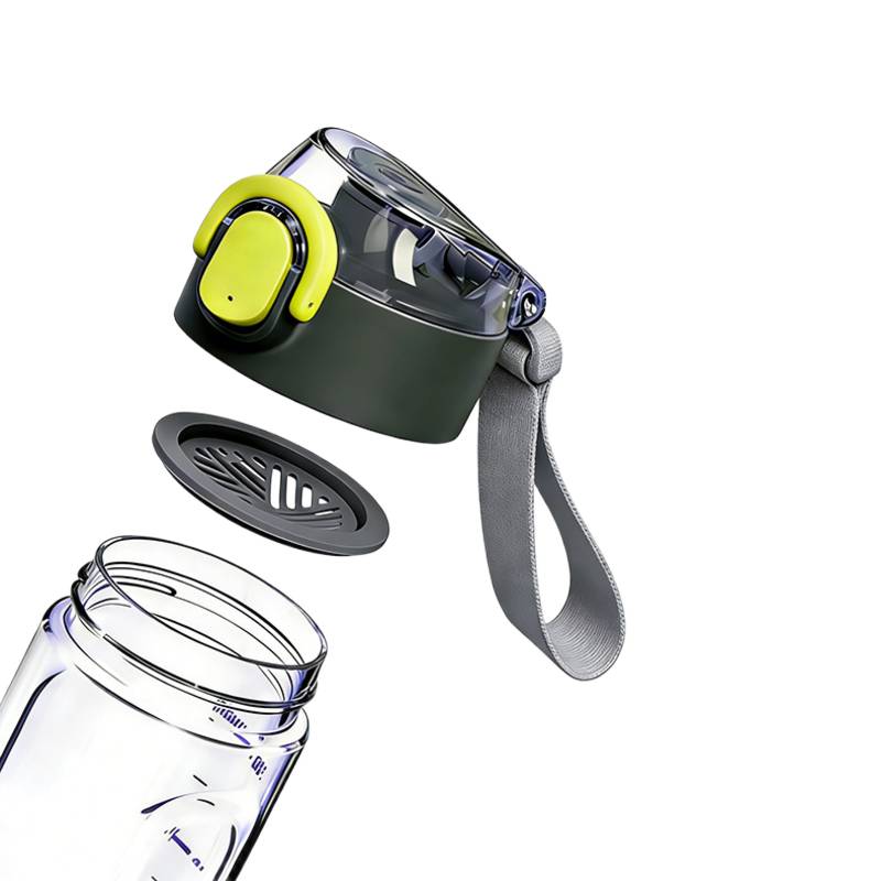 Sports bottle compartments and features